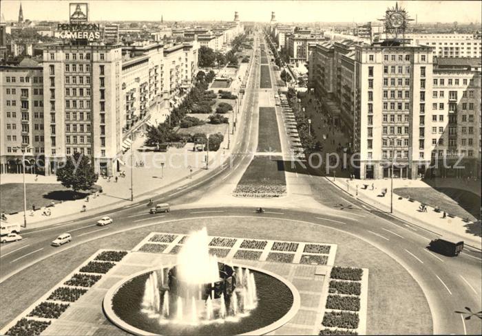 BERLIN  CITY Blick vom Strausberger Platz zur Karl Marx Allee Springbrunnen Haup