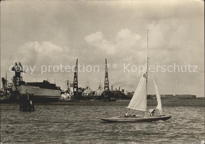 ROSTOCK CITY Hafenpartie