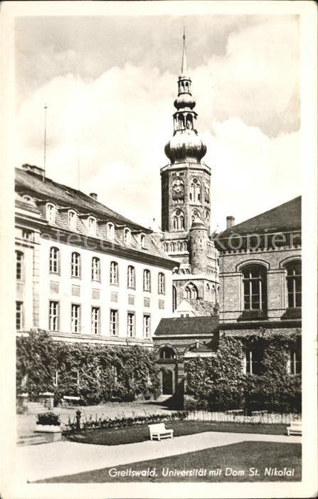 Greifswald Mecklenburg Vorpommern Universitaet mit Dom St Nikolai