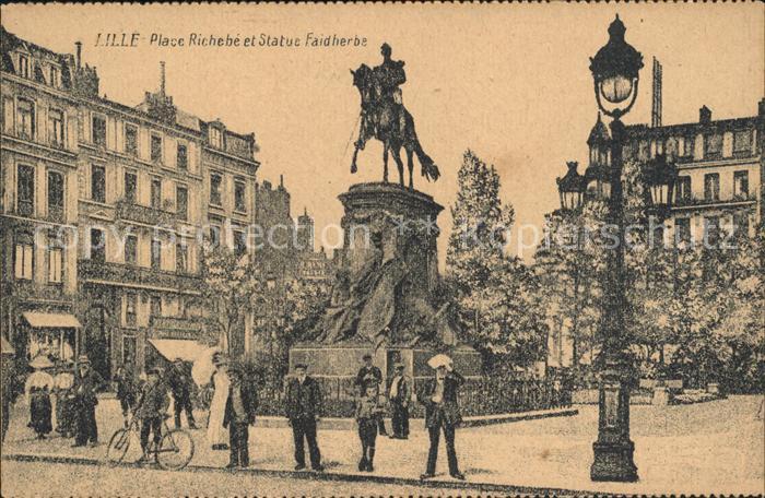 Lille Nord Place Richebe et Statue Faidherbe Monument