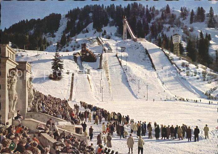 GARMISCH-PARTENKIRCHEN Bayern Sprungschanze Olympisches Skistadion