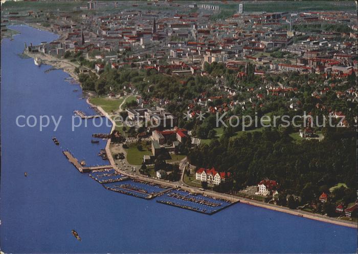 KIEL CITY Fliegeraufnahme Hafen und Stadt