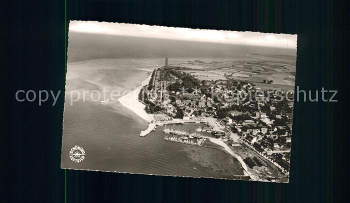 Laboe Fliegeraufnahme mit Marine Ehrenmal