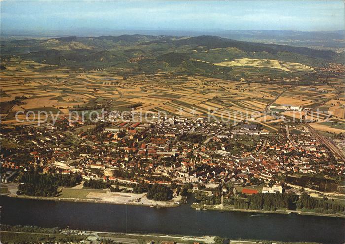 Breisach Rhein Fliegeraufnahme mit Rhein und Kaiserstuhl