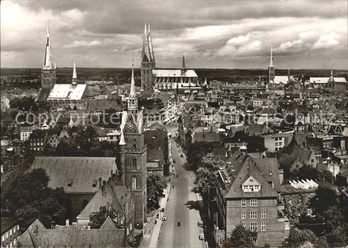 LueBECK  CITY Blick vom Domturm