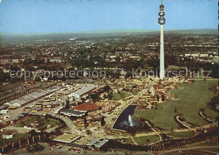 DORTMUND CITY Fliegeraufnahme Westfalenpark mit Flamingoteich Fernsehturm