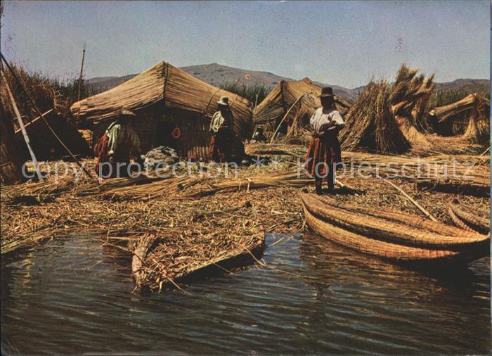Peru Islas flotantes los Uros Lago Titicaca Puno