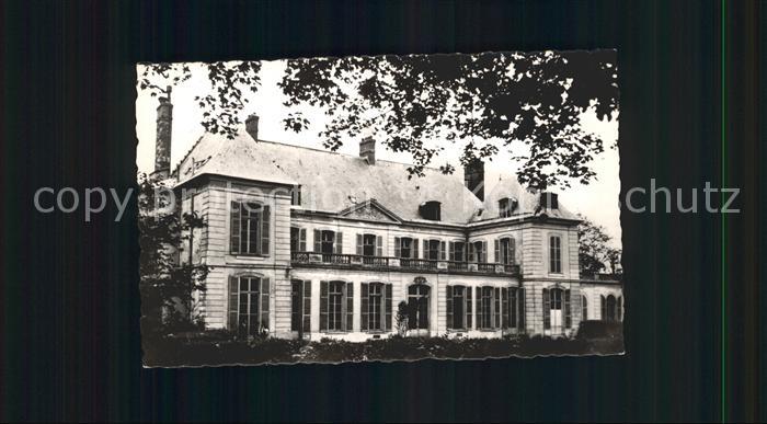 Morsang-sur-Orge Le Chateau vue sur la Place