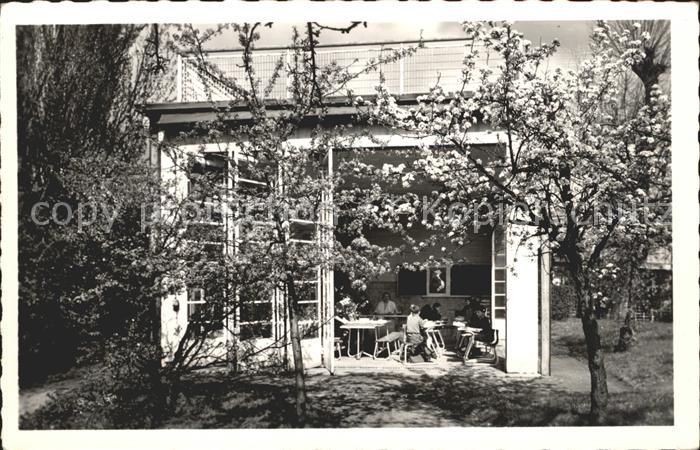 Suresnes Une Classe au Printemps