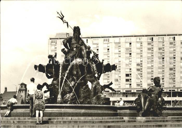 BERLIN  CITY Neptun Brunnen