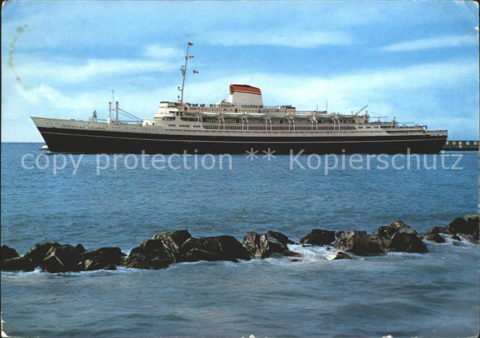 Faehre Ferry Bac Traghetto-- Cristoforo Colombo Genova