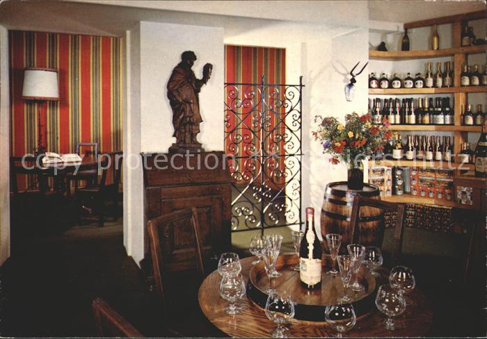 Wein Henri Maire Arbois Les Deux Tonneaux Hotel de Ville