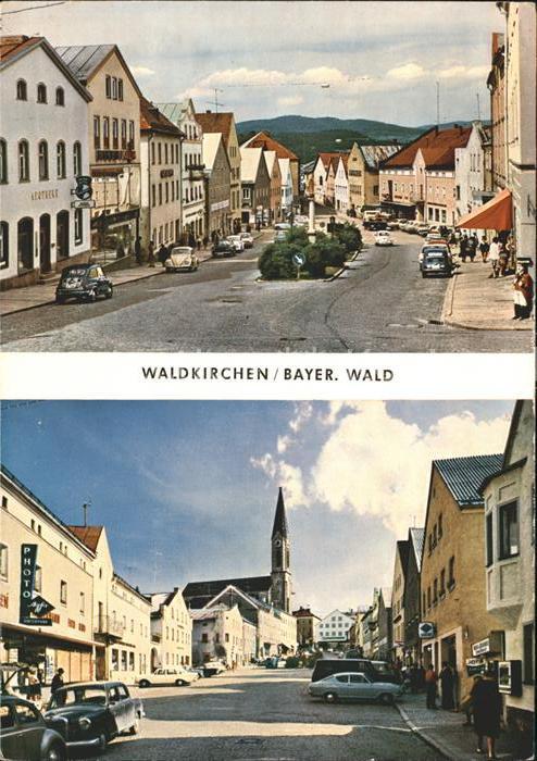 Waldkirchen Niederbayern Strassenansichten Fotogeschaeft Kirche