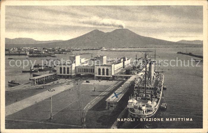 Napoli Neapel Hafen