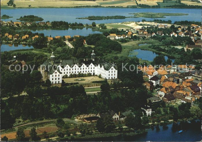 Ploen See Fliegeraufnahme Schloss