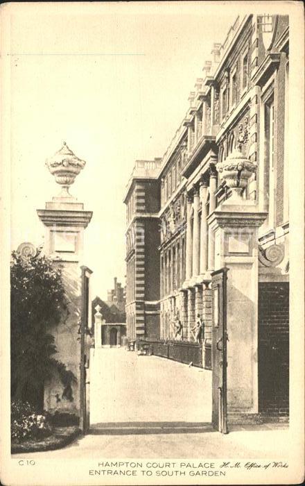 London Hampton Court Palace Entrance South Garden