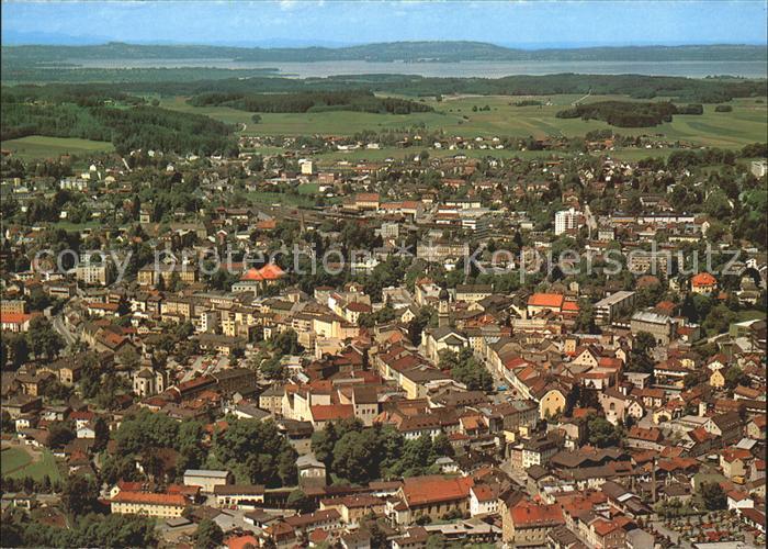 Traunstein Oberbayern Fliegeraufnahme mit Chiemsee