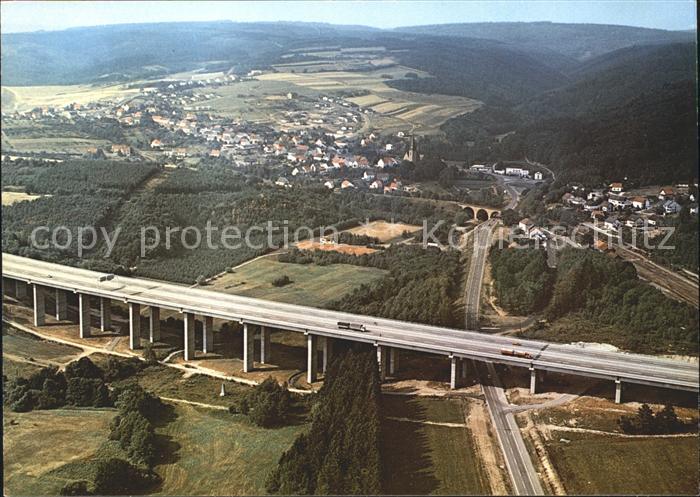 Nonnweiler Fliegeraufnahme mit Autobahnbruecke