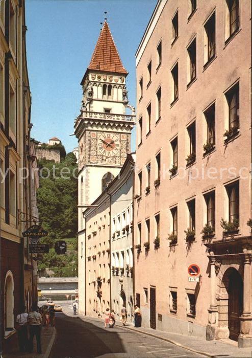 PAssAU Bayern Schrottgasse mit Rathaus und Veste Oberhaus