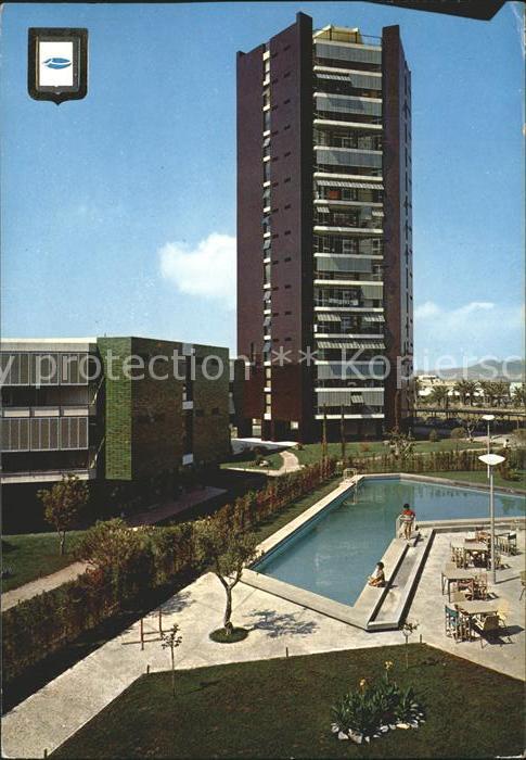 La Manga Murcia Gebaeude Schwimmbad