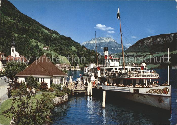 Dampfer Seitenrad Stadt Luzern Vierwaldstaettersee