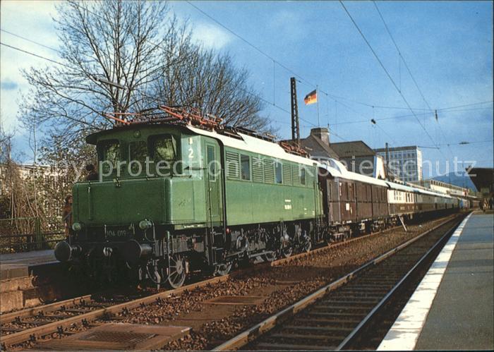 Lokomotive Elektro-Schnellzug 104 019-5 DB Hauptba