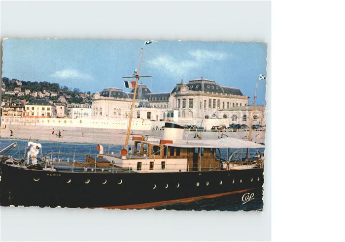 Trouville-sur-Mer Reine Plage Casino Yacht