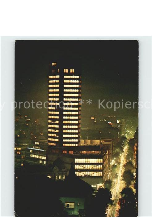 Beograd Belgrad Palata Beograd Hochhaus bei Nacht