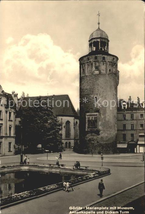 Goerlitz Sachsen Marienplatz mit Museum Annenkapelle Dicker Turm