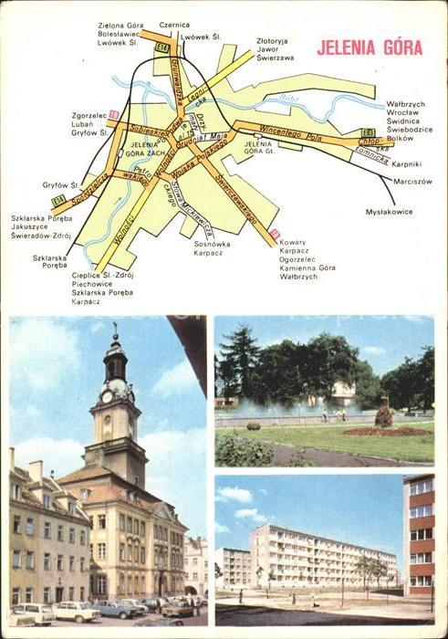 Jelenia Gora Ratusz z XVIII siedziba UZrzedu Wojewodzkiego Skwer u zbiegu ulic W