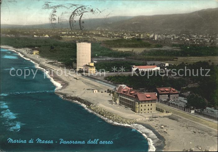 Marina di Massa Fliegeraufnahme