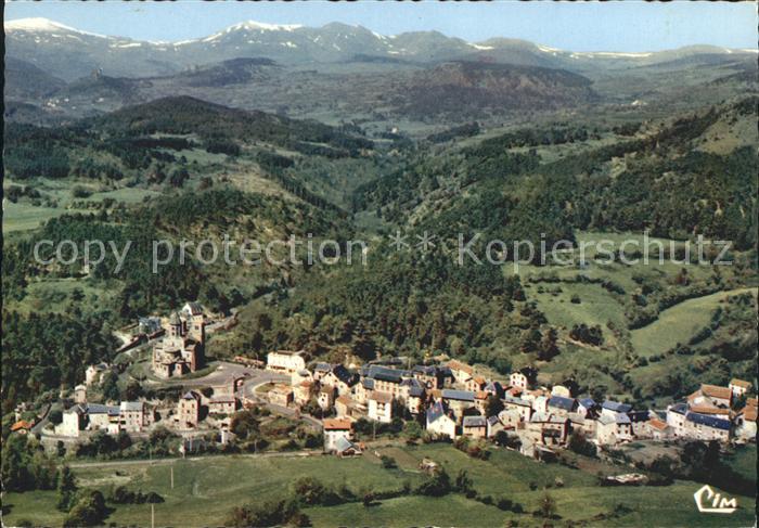 Saint-Nectaire Puy de Dome Thermale Homologuee Fliegeraufnahme