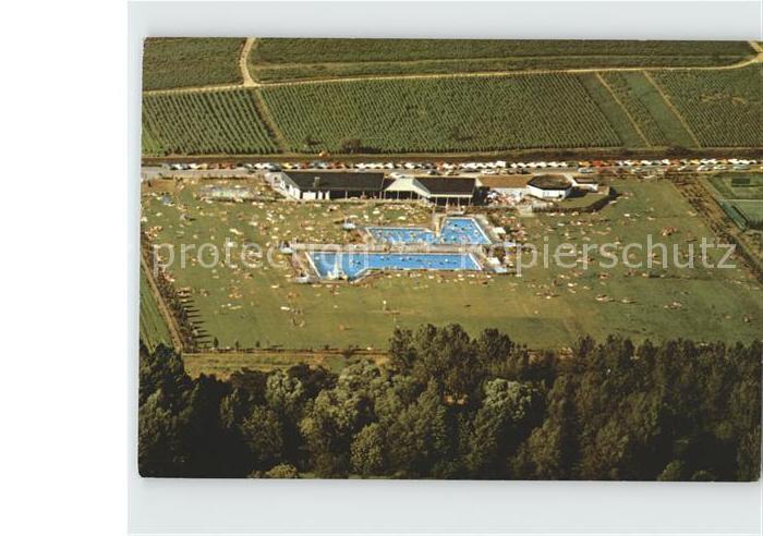 Langenlonsheim Beheiztes Freibad Sport und Freizeitgelaende Fliegeraufnahme