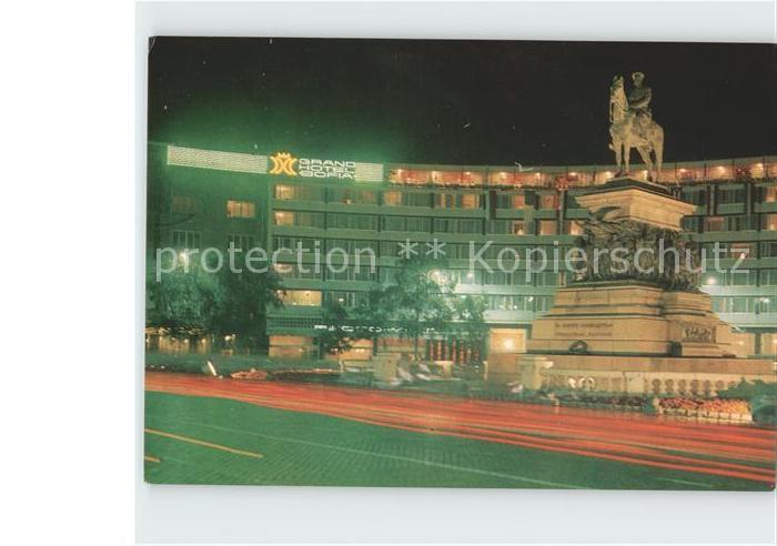 Sofia Sophia Denkmal der Brueder Befreier und Grand Hotel Sofia