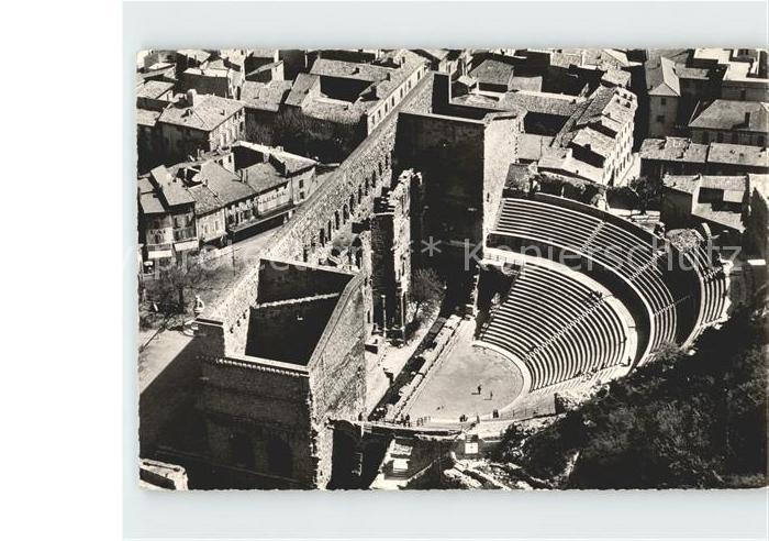 Orange Vaucluse Vue aerienne le Theatre Antique et le G