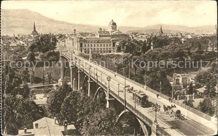 Strassenbahn Kornhausbruecke Theater Bern