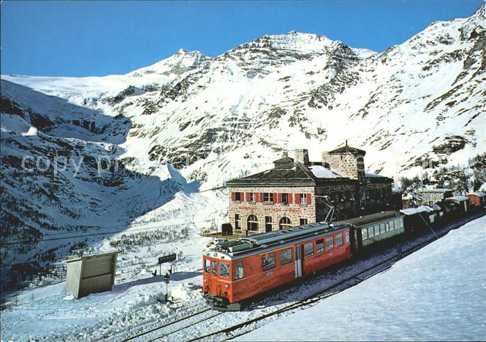 Eisenbahn Alp Gruem Paluegletscher