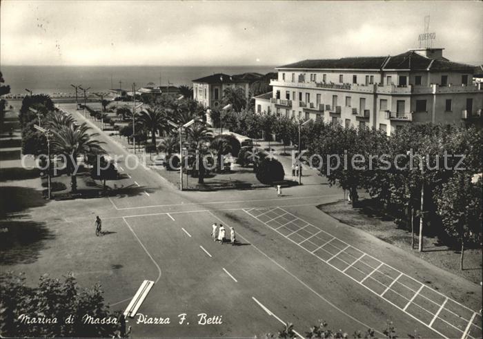 Marina di Massa Piazza F. Betti