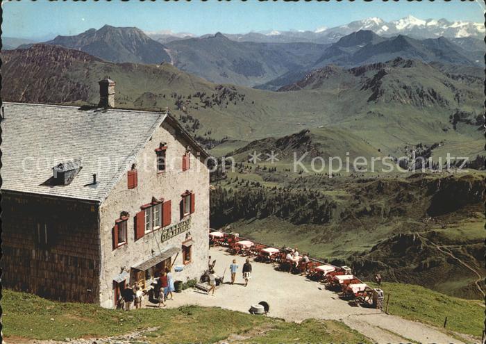 Kitzbuehel Tirol Gipfelhaus am Kitzbueheler Horn mit Hohen Tauern und Grossglock