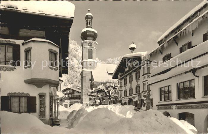 Reit Winkl Dorfstrasse mit Unterwirt