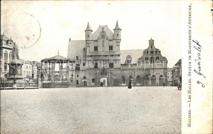 Malines Mechelen Flandre Les Halles Statue de Marguerite d Autriche