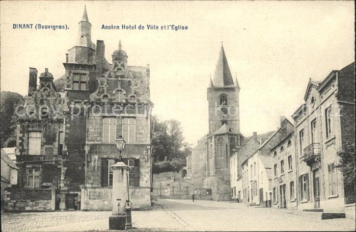 Dinant Wallonie Ancien Hotel de Ville et l'Eglise