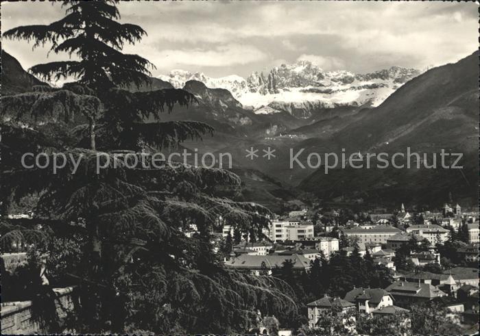 Bozen Suedtirol Panorama mit Rosengarten