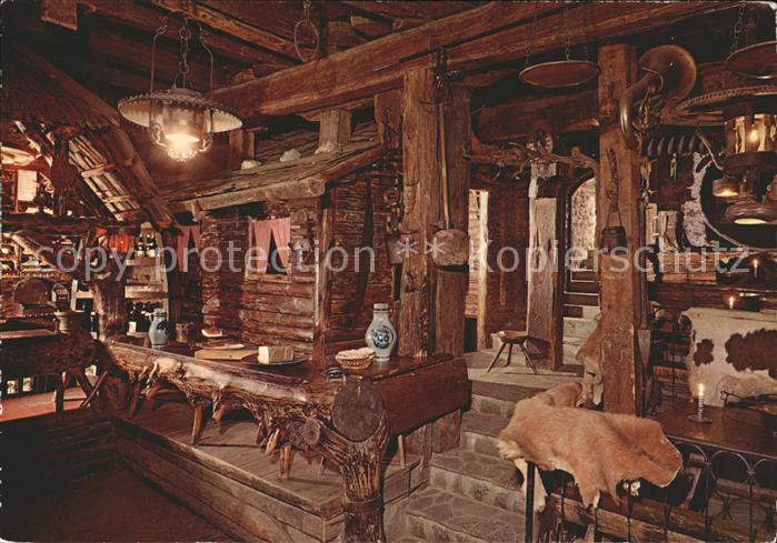 Klausen Eisacktal Suedtirol Torggelkeller Schmuckhof