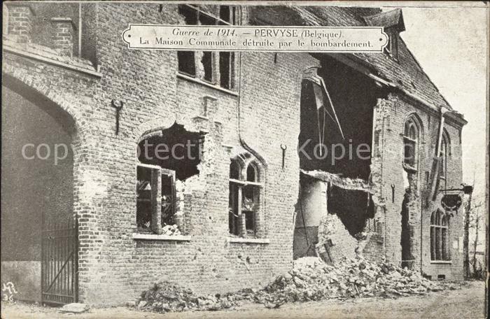 Pervyse La Maison Communale detruite par le bombardement WK1