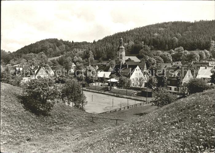 Geising Erzgebirge Ortsblick mit Kirche