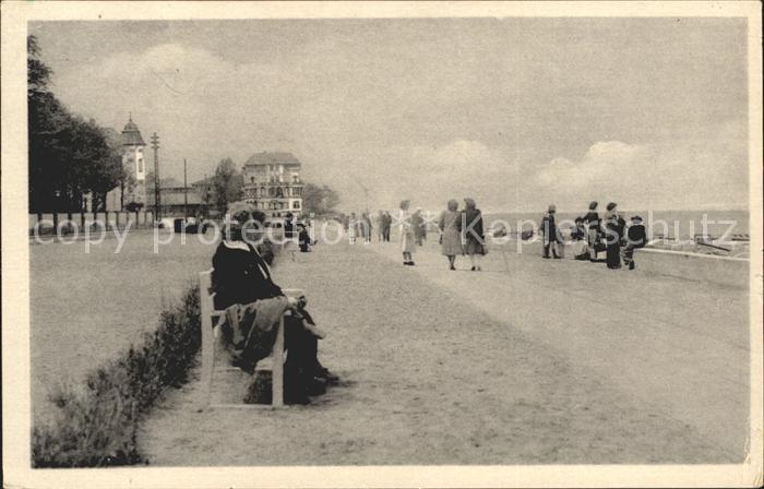 Kuehlungsborn Ostseebad Strandpromenade