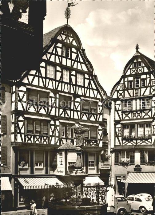 BERNKASTEL-KUES Berncastel Rheinland-Pfalz Marktplatz