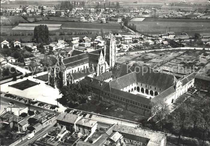 Bourg-en-Bresse Eglise Monastere Brou Fliegeraufnahme
