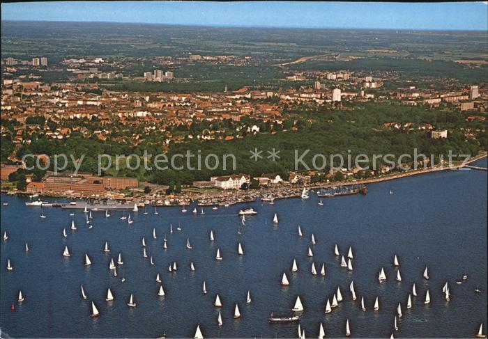 KIEL  CITY Landeshauptstadt Segelregatta Fliegeraufnahme